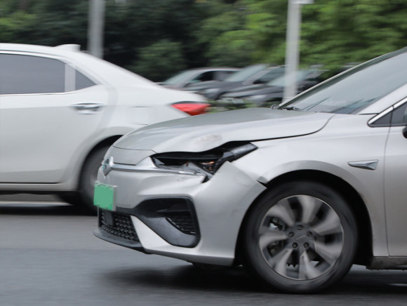 打车上班车祸身亡认定为工伤怎么赔偿的