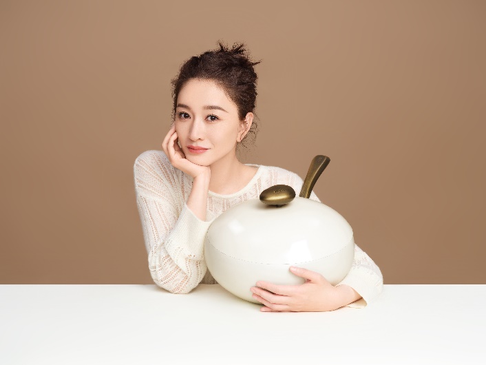 温仑山 0涂层鹅卵石锅：冻龄女神李小冉的选择