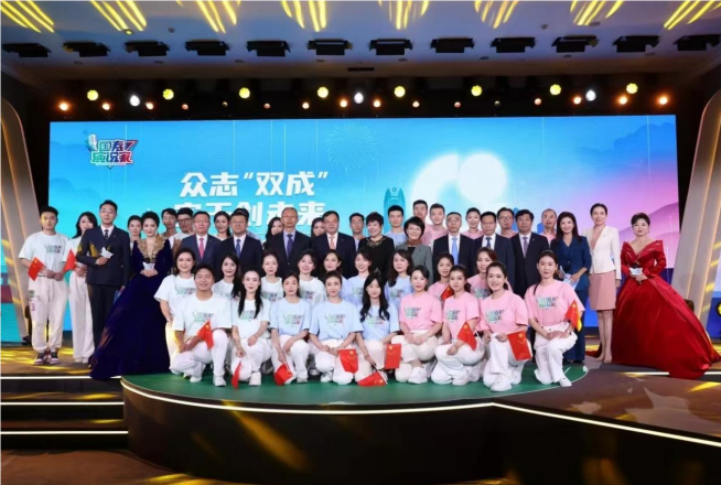 “众志‘双成’ 实干创未来” 中国人寿举办国寿演说家企业文化演讲活动总展演