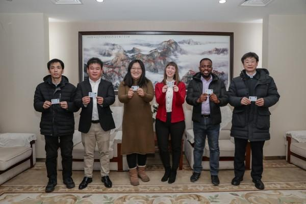 中国银行天津市分行助力天津市首批“聚英卡”发行开启便捷服务新篇章