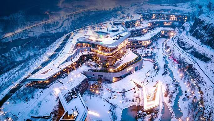 冰雪经济升温，广发信用卡以“雪”为媒助力消费提振