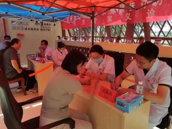 同仁堂医养公司援疆医疗队：以仁心医术架起京和健康桥