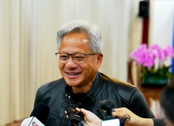 黄仁勋今年三度来华：美国企业扎根中国市场至关重要