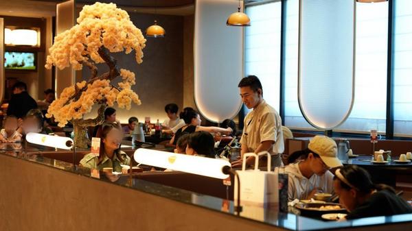 海底捞旗下砂锅菜品牌“从前印巷”双店连开，首次进驻浙江