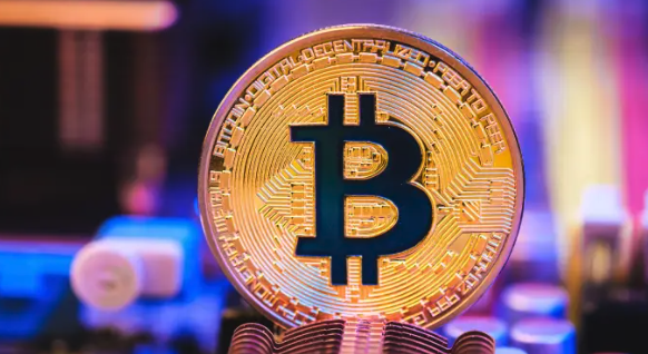 卡尔达诺与索拉纳逆势上涨：比特币11万美元热潮的连锁效应