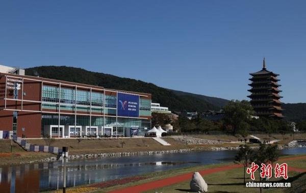 外媒聚焦APEC：中国展现韧性，为国际合作贡献智慧与力量